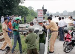 Băng ngang đầu tàu, hai người tử vong