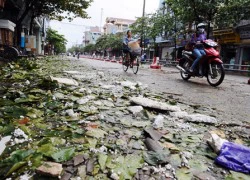 Bão tan, nhiều người vẫn mất tích trên biển