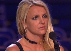 Britney khóc vì thí sinh X-Factor quên lời