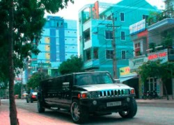 Cận cảnh Hummer H3 dài gần chục mét tại Nha Trang