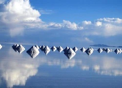 Cánh đồng muối Salar De Uyuni - địa chỉ du lịch thú vị