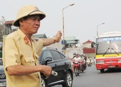 Cảnh sát "đối đầu với tử thần" xin mọi người đừng vô cảm