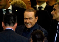 Chủ tịch Milan Berlusconi bị kết án tù 4 năm vì trốn thuế