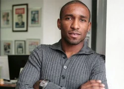 Defoe có con với bạn gái cũ