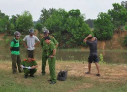 Đôi nam nữ ôm nhau chết dưới kênh