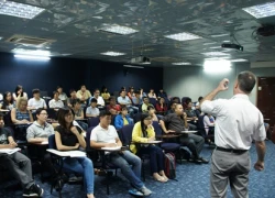 Hội thảo chuyên đề 'Bí quyết luyện thi IELTS, TOEFL iBT'