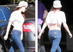 Kristen Stewart tự tin với mốt hở lưng