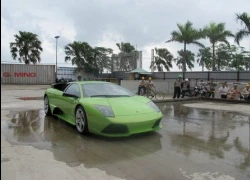 Lamborghini Murcielago LP640 màu xanh cốm ở Việt Nam