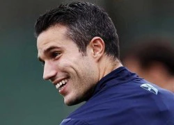 Một Van Persie "xõa" ra phết!