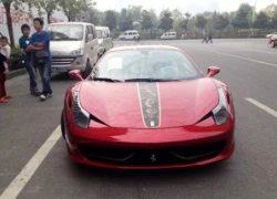 Ngắm Ferrari 458 Italia bản rồng tại Trung Quốc