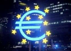 Pháp - Đức suy thoái trầm trọng, ai cứu Eurozone?