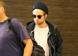 Robert Pattinson lạnh lùng một mình rời Los Angeles