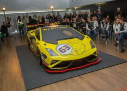 Siêu xe đua Gallardo LP 570-4 Super Trofeo 2013 trình làng