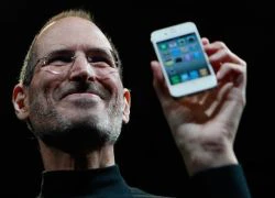 Steve Jobs sẽ tự hào về Apple năm 2012?