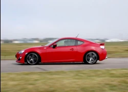 Toyota 86 và cảm giác không giới hạn tốc độ