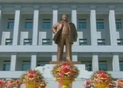 Triều Tiên công bố tượng Kim Jong-il mới