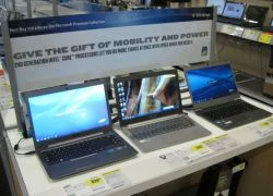 Ultrabook bị chê đắt và tiếp thị kém