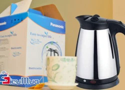 Ấm đun nước siêu tốc 1,8L giá chỉ có 169.000đ, với mẫu mã, kiểu dáng được thiết kế hiện đại và sang trọng, vỏ và ruột ấm làm từ inox tăng tốc độ đun, giúp bề mặt sáng đẹp.