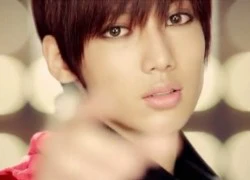 Cặp song sinh giống Kim Hyun Joong là thần hai mặt