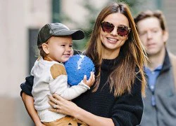 Con trai 'thiên thần' Miranda Kerr và tài tử Orlando càng lớn càng xinh trai