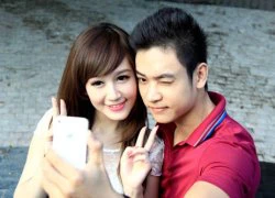 Duy Khoa khoe bạn gái xinh như búp bê