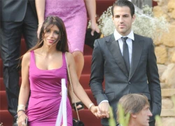 Fabregas có con với bạn gái hơn 13 tuổi