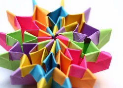 Học lỏm cách gấp pháo hoa origami huyền ảo