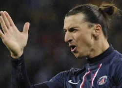 Ibrahimovic giành chai nước với trọng tài