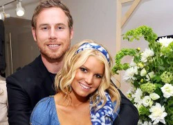 Jessica Simpson vừa làm mẹ đã lại mang bầu