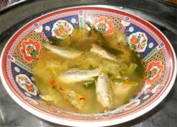 Lạ miệng với canh chua cá luối