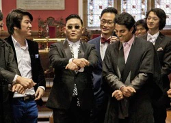 Nữ sinh Oxford ôm riết Psy không rời