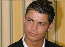 Ronaldo ra tòa làm chứng xét xử Berlusconi