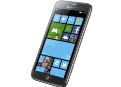 Samsung hoãn bán điện thoại Windows Phone 8