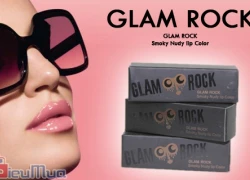 Son dưỡng môi chống nhăn môi lâu phai Glam Rock giá chỉ có 93.000đ, chất oxy hóa giúp bảo vệ đôi môi trách các tác hại của môi trường.