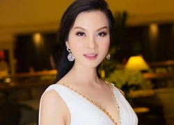 Thanh Mai gợi cảm đầy nữ tính