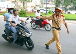 Trần Đăng Khoa: Phạt xe không chính chủ là một 'Sáng kiến rùng rợn'