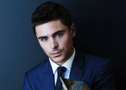 Zac Efron quyến rũ vợ và con gái của "Indiana Jones"