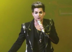 Adam Lambert 'thổi lửa' đêm đông Thượng Hải