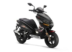 Benelli QuattronoveX - scooter phong cách thể thao