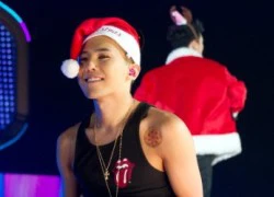 Big Bang hóa "anh già Noel" và nhảy vũ đạo ngựa