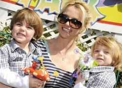 Britney Spears có con với em trai chồng cũ là giả