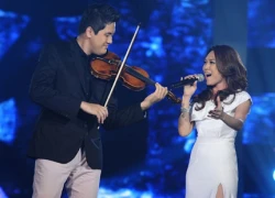 Bùi Công Duy đệm violon cho Mỹ Tâm hát