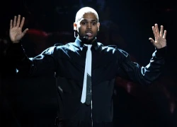 Chris Brown thoát tội ăn cắp iPhone của fan