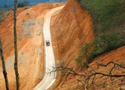 "Con đường mang dáng hình Tổ quốc"