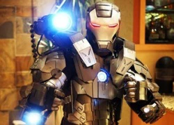 Cosplay Iron Man đẹp "miễn chê"