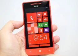 'Đập hộp' HTC 8S tại TP HCM