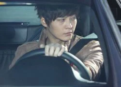 Joo Won giở thói ngang ngược với người đẹp