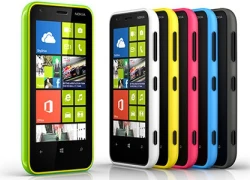 Lumia 620 chạy Windows Phone 8 giá hơn 5 triệu đồng