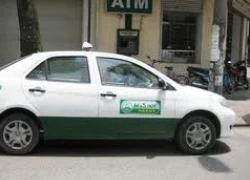 Một tài xế taxi đột tử trong xe