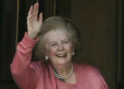 "Người đàn bà thép" Thatcher nhập viện